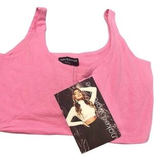 Naked Wardrobe Scoop Neck Crop Top in Raspberry Pink Size Medium NWT